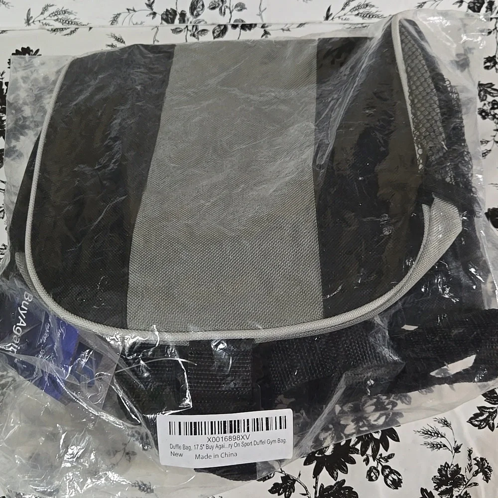 Gray and Black Duffel Bag O18